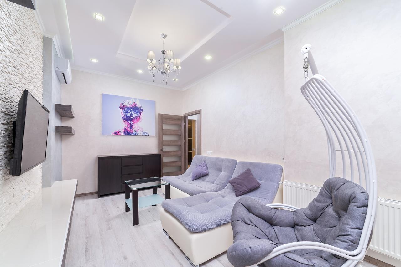 Apartment On Haharinske Plateau 5B Odessa Exterior photo